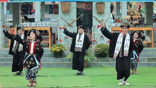 “Vui Tết Độc lập” tại Làng Văn hóa - Du lịch các dân tộc Việt Nam