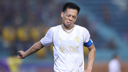 Hà Nội FC và nỗi hoang mang ở tuổi 20