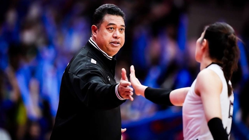 Nhận thất bại sau 5 set, HLV ĐT bóng chuyền nữ Thái Lan nói lời thật lòng 