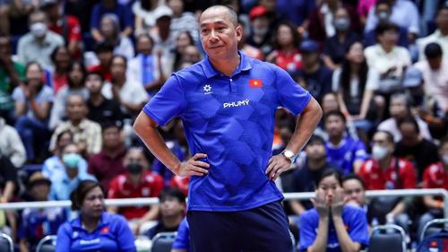 HLV Tuấn Kiệt ra quyết định bất ngờ đối với hai ngôi sao bóng chuyền nữ Việt Nam