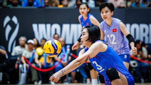 Tin nóng thể thao tối 28/8: Bóng chuyền Việt Nam gặp bất lợi trước thềm SEA Games