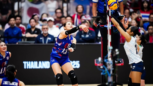 Thua trắng trước ĐT Nhật Bản, tuyển bóng chuyền nữ Thái Lan bị loại ngay trên sân nhà