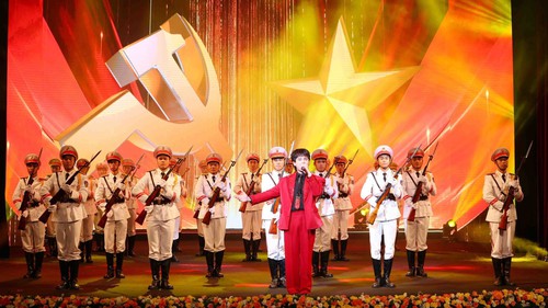 Nhiều ca khúc mới trong chương trình “Bản hùng ca Công an nhân dân Việt Nam”