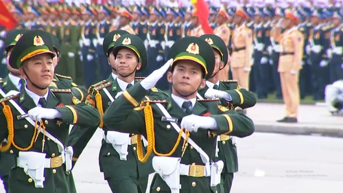 Người dân nói 'Tuyệt vời' khi xem Tổng duyệt Diễu binh diễu hành A80