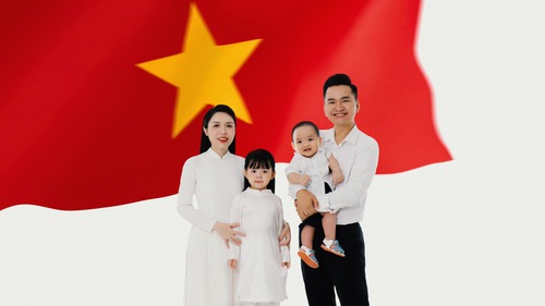 MC VTV Hạnh Phúc lan tỏa tình yêu quê hương qua bộ ảnh gia đình