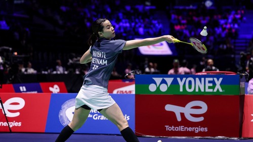 'Hot girl cầu lông' Thùy Linh vượt qua khắc tinh, ra quân thuận lợi tại Vietnam Open 2025