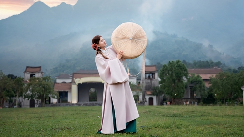 Tina Yuan - Nữ nhà văn đam mê cổ phục và khát khao quảng bá văn hoá Việt Nam 