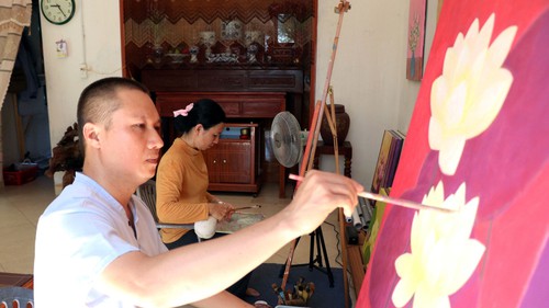 Độc đáo “làng tranh” nơi xứ đạo