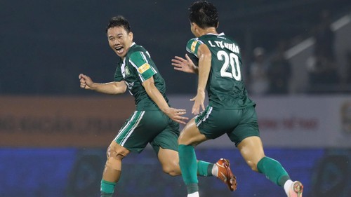 Lập siêu phẩm cho Trường Tươi Đồng Nai, cựu cầu thủ HAGL vẫn khiêm tốn