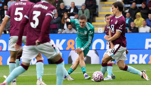 Liverpool lại thắng phút chót: Dấu hiệu của nhà vô địch hay chỉ là sự che giấu khiếm khuyết?