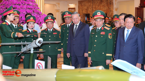 Tổng Bí thư Tô Lâm trao Danh hiệu Anh hùng Lực lượng vũ trang nhân dân cho Tổng cục Công nghiệp Quốc phòng