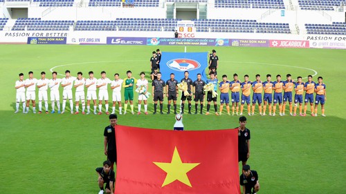 Bất ngờ trong ngày khai mạc VCK U17 quốc gia 2025