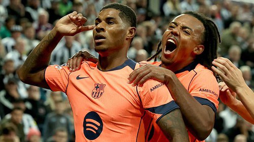 Rashford hóa người hùng của Barca, làm điều chưa từng thấy ở MU