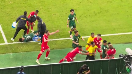 CẬN CẢNH video pha xô xát giữa cầu thủ CAHN FC và Bắc Kinh Quốc An ở Cúp châu Á