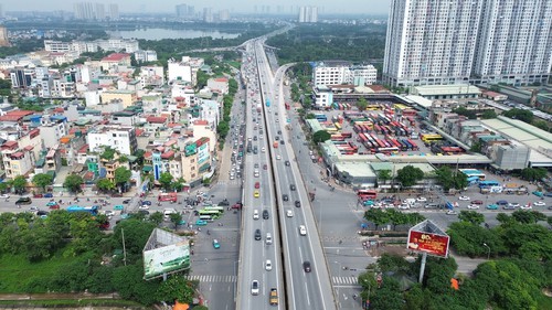Giao thông Hà Nội thông thoáng trong chiều ngày nghỉ lễ cuối cùng dịp Quốc khánh 2/9