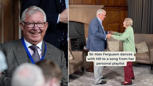Xúc động khoảnh khắc Sir Alex Ferguson nhảy cùng fan MU mắc chứng mất trí nhớ