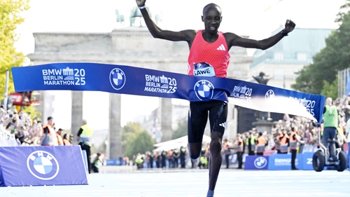 Cú đúp cho Kenya ở Berlin Marathon 2025