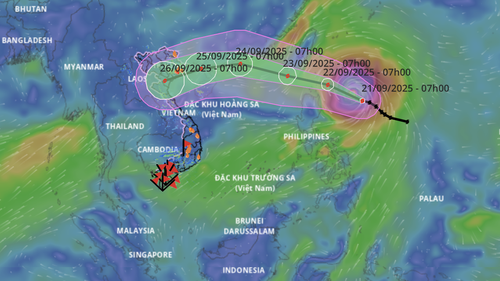 Vùng gần tâm siêu bão RAGASA, gió mạnh cấp 14-15, giật trên cấp 17