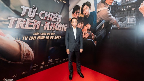 Diễn viên Thái Hoà: “Tôi đóng 'Tử chiến trên không' sướng lắm”