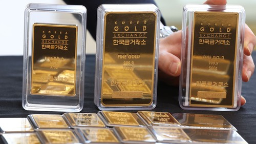 Giá vàng châu Á lập kỷ lục mới