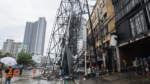 Philippines ứng phó ở mức cao nhất khi siêu bão RAGASA quét qua miền Bắc