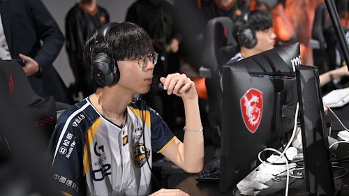 Nhà vô địch LCP 2025: 'Tôi rất thích đồ ăn Việt Nam'