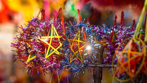 Hàng Mã "thắp lên" mùa Trung thu cho Hà Nội