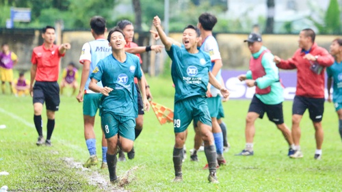 U17 Nam Định gây bất ngờ lớn tại VCK U17 quốc gia