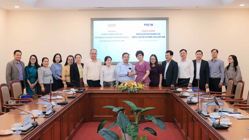 Tổng Giám đốc TTXVN tiếp Đoàn đại biểu Báo Pasaxon Lào