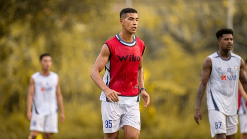 Nhập tịch cầu thủ cho đội tuyển Việt Nam: Bước ngoặt hay ‘liều thuốc tạm thời’?