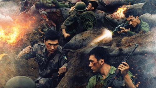 'Mưa đỏ' lập kỷ lục phòng vé khi chính thức chạm mốc 700 tỷ đồng