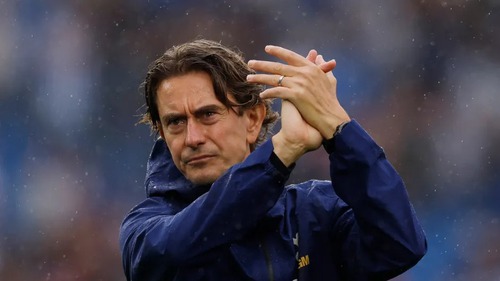 Cựu ngôi sao ca nhạc đưa mức giá kỉ lục để mua lại Tottenham, hứa 'bơm tiền' để chuyển nhượng