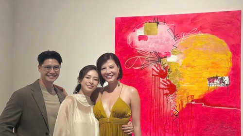 Cựu siêu mẫu Vũ Cẩm Nhung đấu giá bức tranh của Ngô Thanh Vân, dành 73 triệu đồng giúp các bé mắc bệnh tim