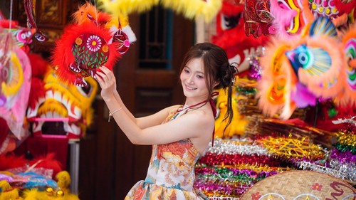 Trung thu 2025: Hà Nội rộn ràng, níu giữ ký ức xưa trong nhịp sống hôm nay