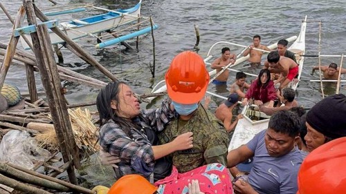 Ít nhất 4 người thiệt mạng khi bão Bualoi càn quét Philippines