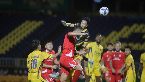 Đoàn quân HLV Lê Huỳnh Đức  gây 'sốc' cho V-League 2025/26
