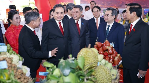 Chủ tịch Quốc hội dự Đại hội đại biểu Đảng bộ thành phố Cần Thơ