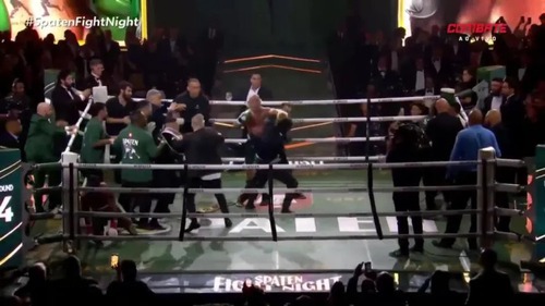 Huyền thoại UFC bị hạ knock-out bởi… một người đàn ông mặc tuxedo trong vụ hỗn chiến tại võ đài