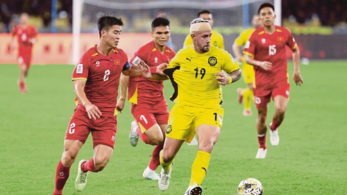 Ai đã 'làm giả' sự hồi sinh của bóng đá Malaysia?