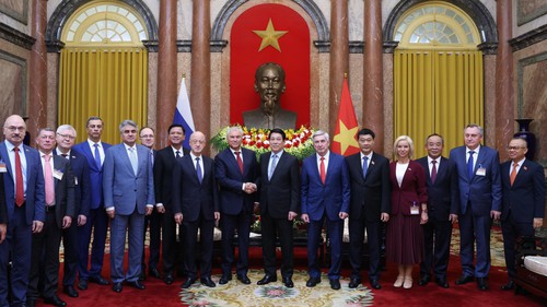 Chủ tịch nước Lương Cường tiếp Chủ tịch Duma Quốc gia Nga