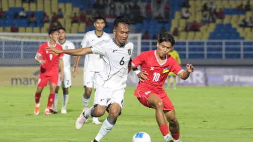 HLV Hà Lan cùng U23 Indonesia gây thất vọng khi bị Lào cầm hòa, Campuchia tạo bất ngờ trước đại diện Tây Á