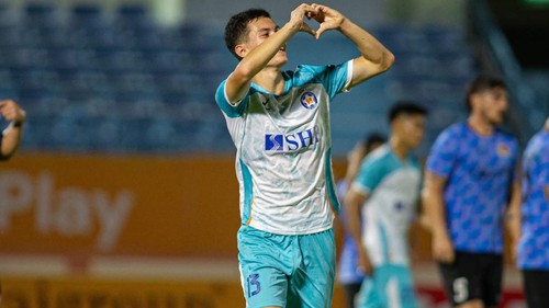 Hai cầu thủ Việt kiều Nga tập trung đội tuyển U23 Việt Nam