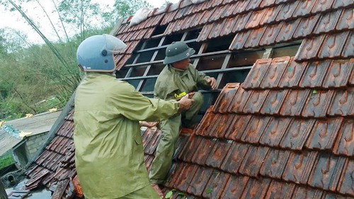 Ảnh hưởng bão số 10: Chung tay khắc phục hậu quả bão lũ