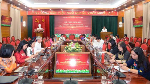 Xây dựng chiến lược toàn diện phát triển nền văn hóa Việt Nam thống nhất trong đa dạng