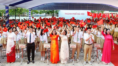 Khai giảng năm học 2025-2026: Ngày hội lớn của gần 2,3 triệu học sinh Hà Nội