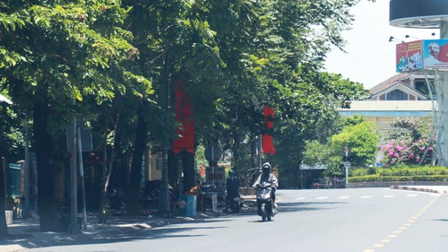 Dự báo thời tiết hôm nay 6/9: Hà Nội nắng nóng trên 36°C, Nam Bộ đề phòng mưa lớn, lốc, sét