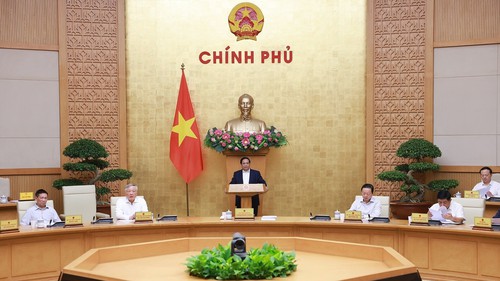 Thủ tướng Phạm Minh Chính: Xây dựng pháp luật phải đạt được “6 tăng cường”, “6 sao” và “6 phải”
