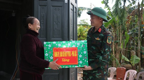 Niềm vui ngày giáp Tết trong những ngôi nhà mới dựng thần tốc