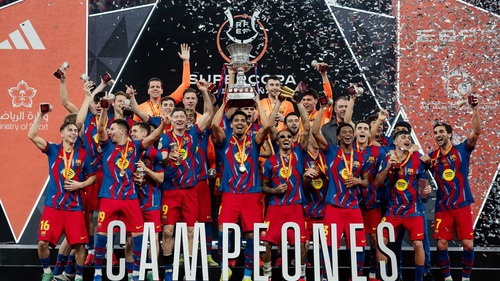 Barcelona thắng kịch tính Real Madrid để bảo vệ thành công Siêu cúp Tây Ban Nha