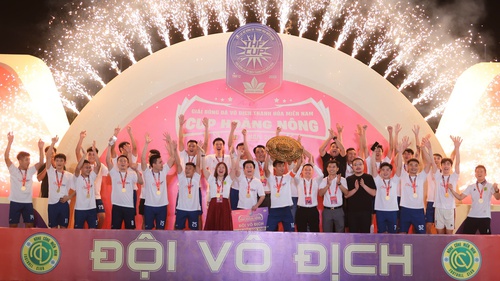 Khép lại mùa giải ấn tượng của bóng đá Thanh Hóa